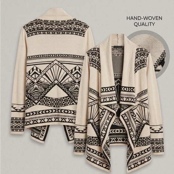 Source Unknown Sweaters - Hand-Woven Geometric Pattern Sweater - Cream and Black